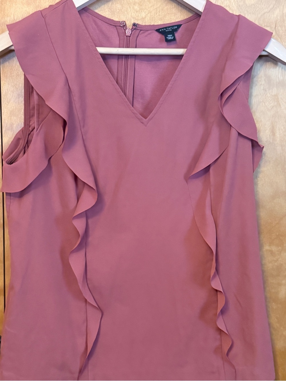 Ann Taylor Blush pink Ruffled Blouse women medium petite